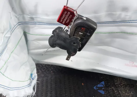 2021 Toyota Corolla Le z USA, uszkodzony, nr VIN JTDEPMAE8MJ189533